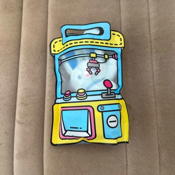 NWB Pull-out Rabbit Bag Charm - Picture 8 of 9